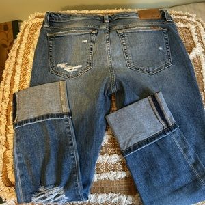 Joes Cropped Blue Jeans